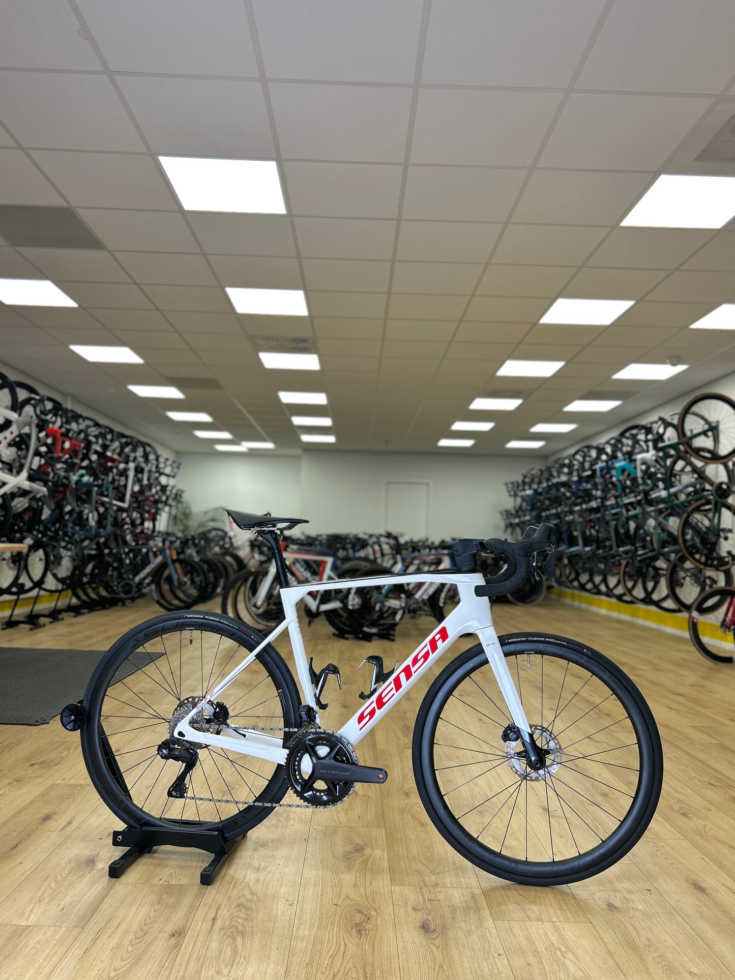 Sensa Giulia Di2 Carbon Racefiets