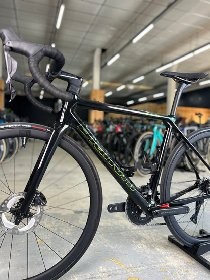 Bianchi Specialissima Di2 Carbon Road Bike