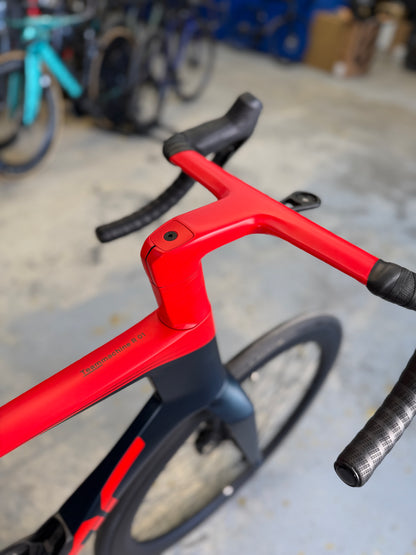NIEUW BMC TeamMachine R01 AXS Carbon Racefiets