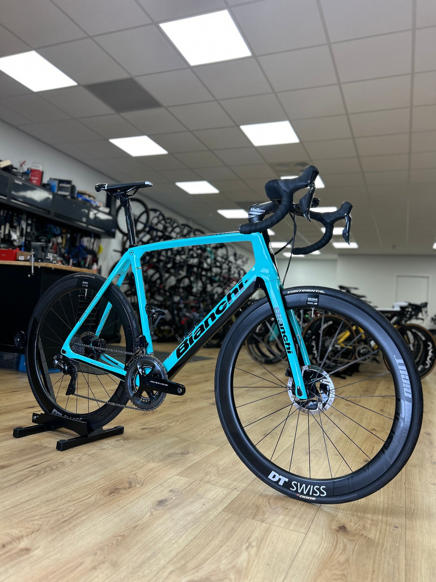 Bianchi Infinito CV Dura Ace Di2 Carbon Road Bike
