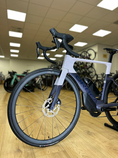 0km Showroom Model Orbea Orca Aero M30iLTD Di2 Carbon Racefiets