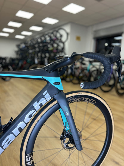 Bianchi Oltre RC Di2 Carbon Racefiets