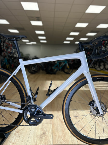Specialized Aethos Di2 Carbon Racefiets