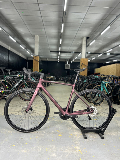 NEW Scott Contessa Addict 25 Carbon Road Bike