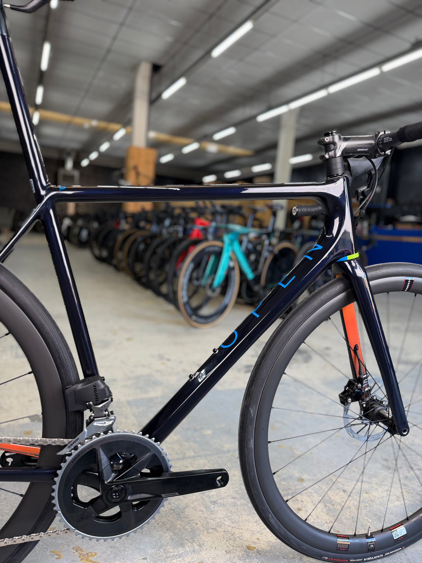 NIEUW Open MIN.D AXS Carbon Racefiets