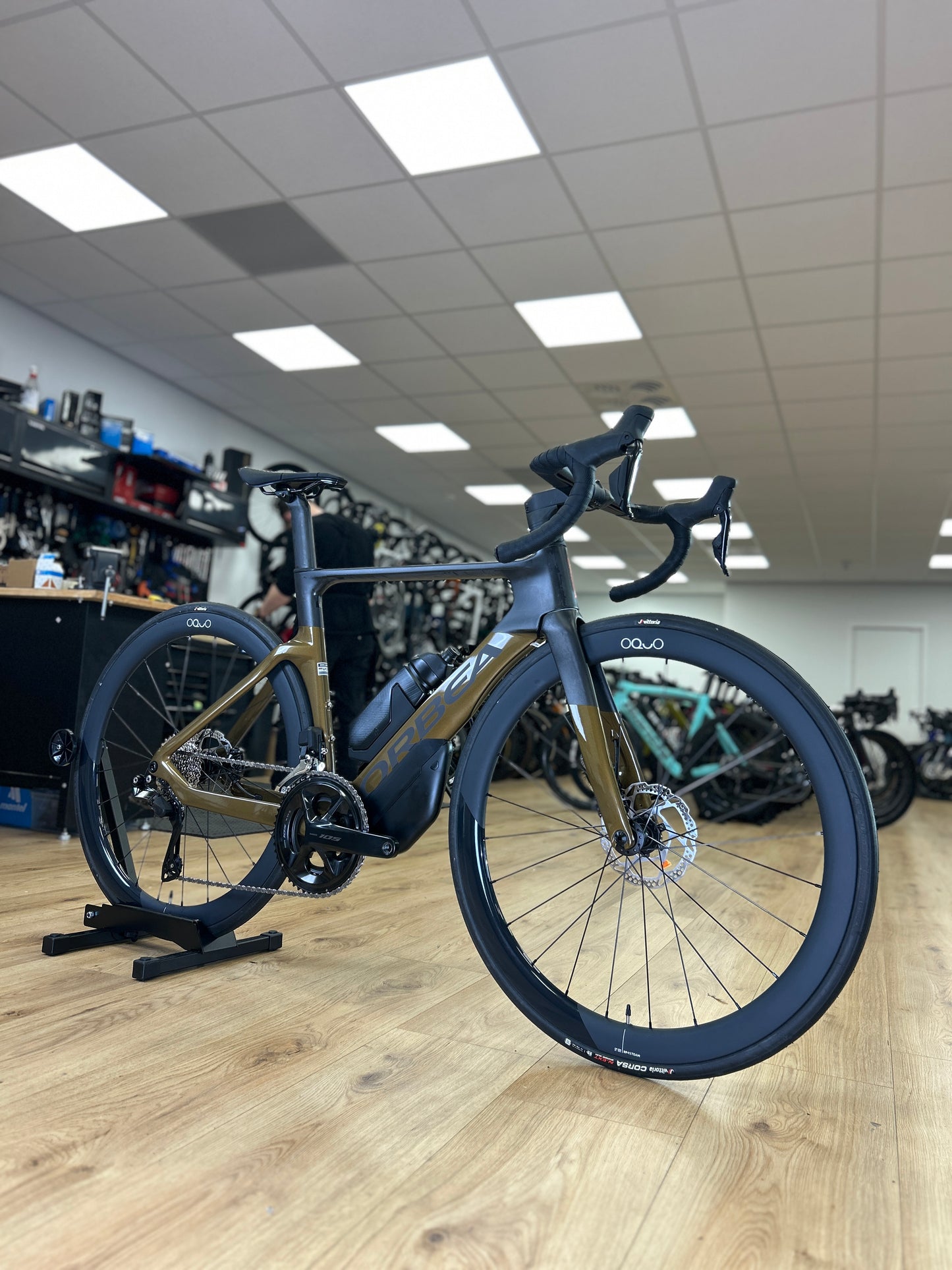 0km Showroom Model Orbea Orca Aero M30iLTD Di2 Carbon Racefiets