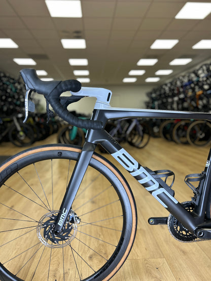 BMC Teammachine SLR01 Red eTap Carbon Racefiets