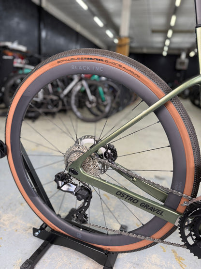 NIEUW Factor Ostro Gravel GRX Di2 Gravel Fiets