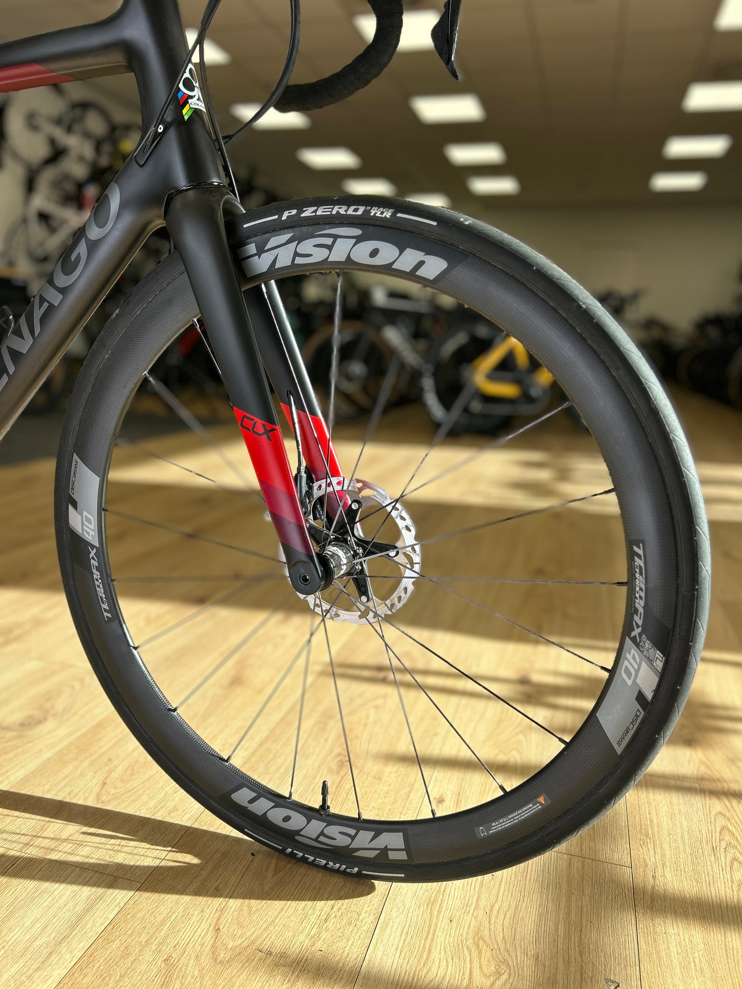 Colnago CLX Disc Carbon Road Bike