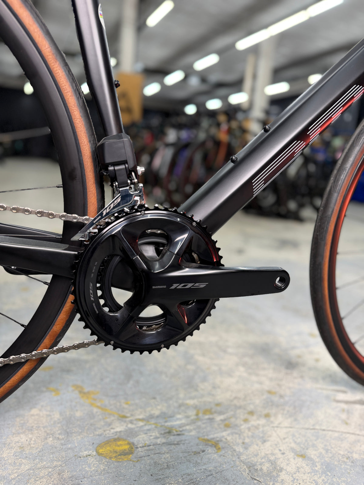 NIEUW BMC Roadmachine Five Di2 Carbon Racefiets
