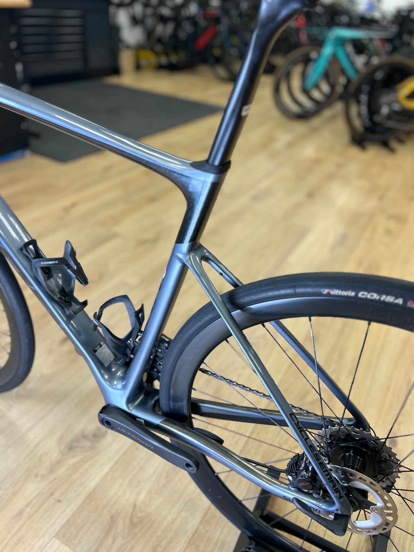 Giant Defy Advanced Pro 1 Di2 Carbon Racefiets