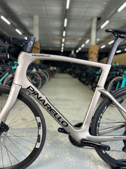 NIEUW Pinarello F5 Di2 Carbon Racefiets