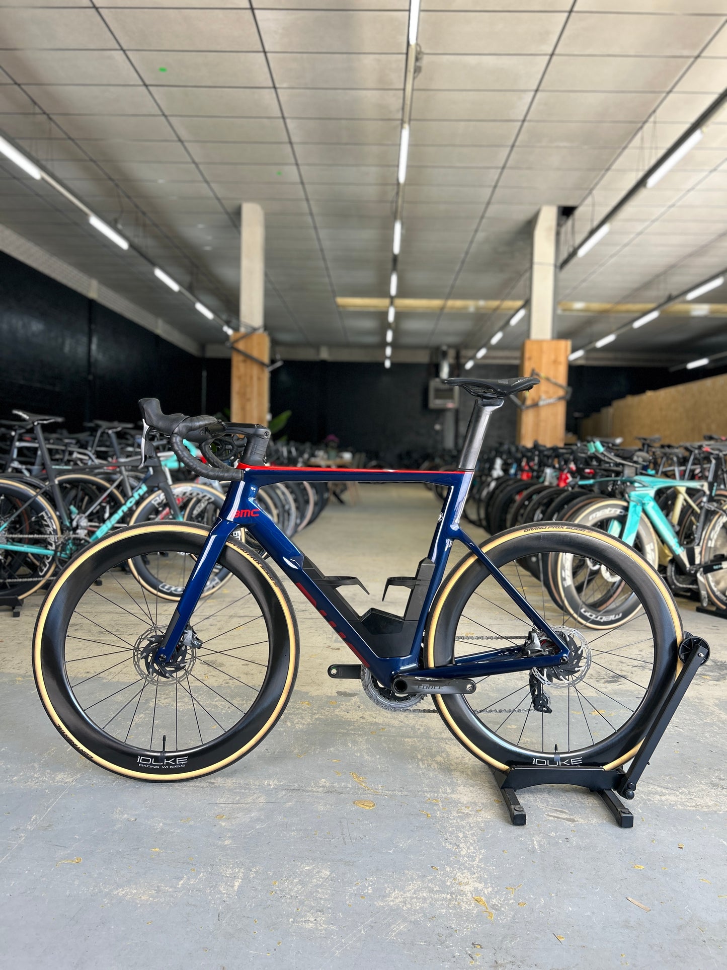 BMC Timemachine 01 ROAD AXS Carbon Racefiets