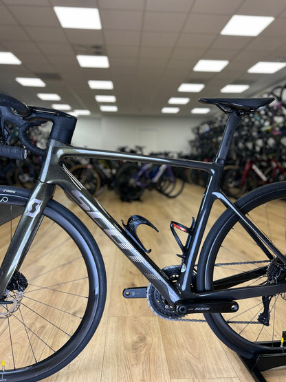 Scott Addict RC Di2 Carbon Road Bike