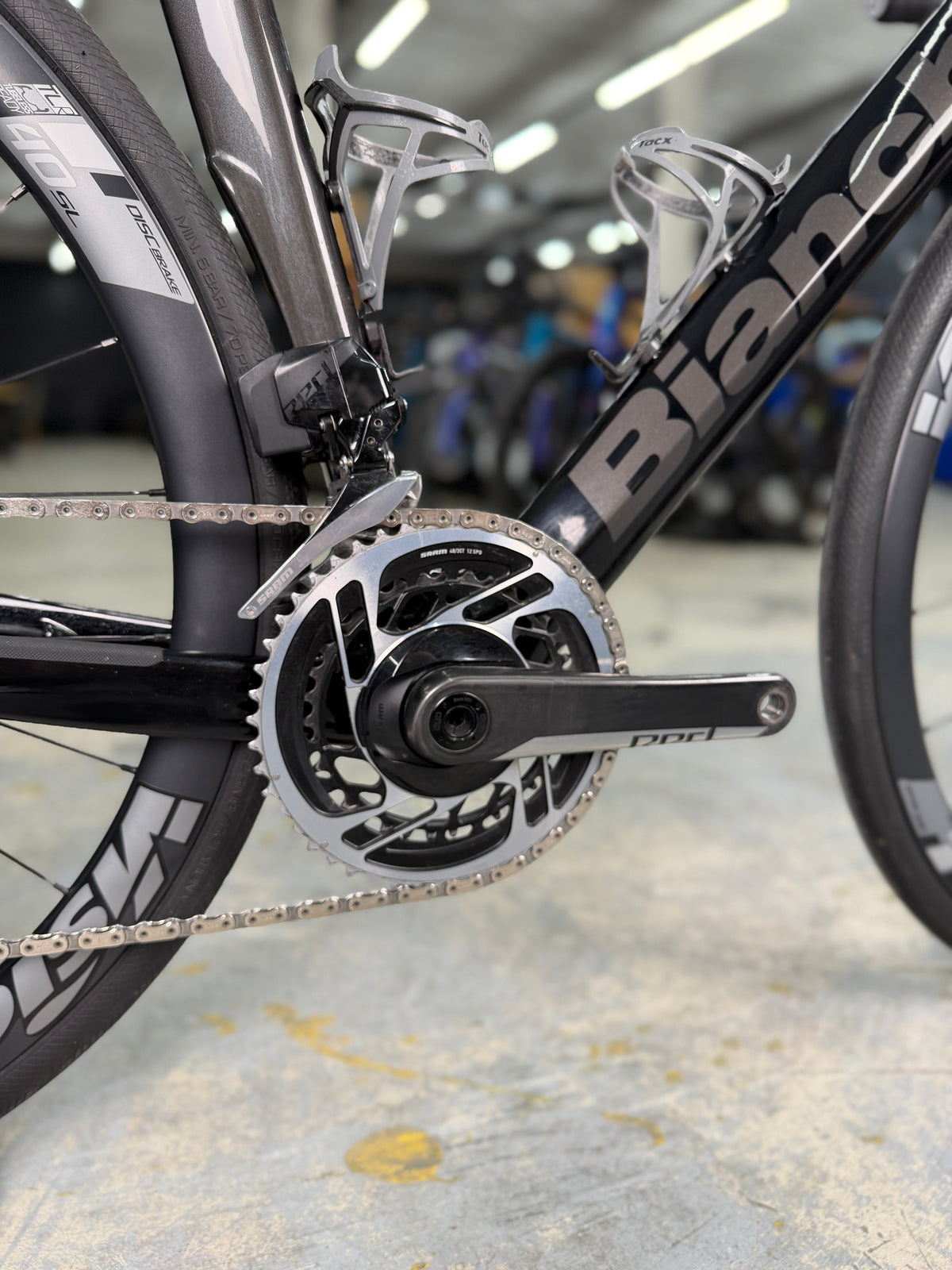 Bianchi Oltre XR4 SRAM RED eTap Carbon Racefiets