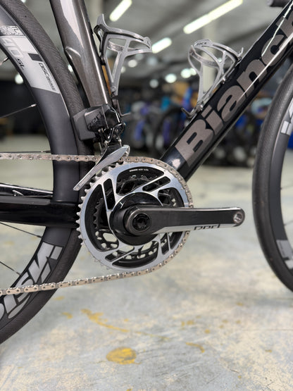 Bianchi Oltre XR4 SRAM RED eTap Carbon Racefiets