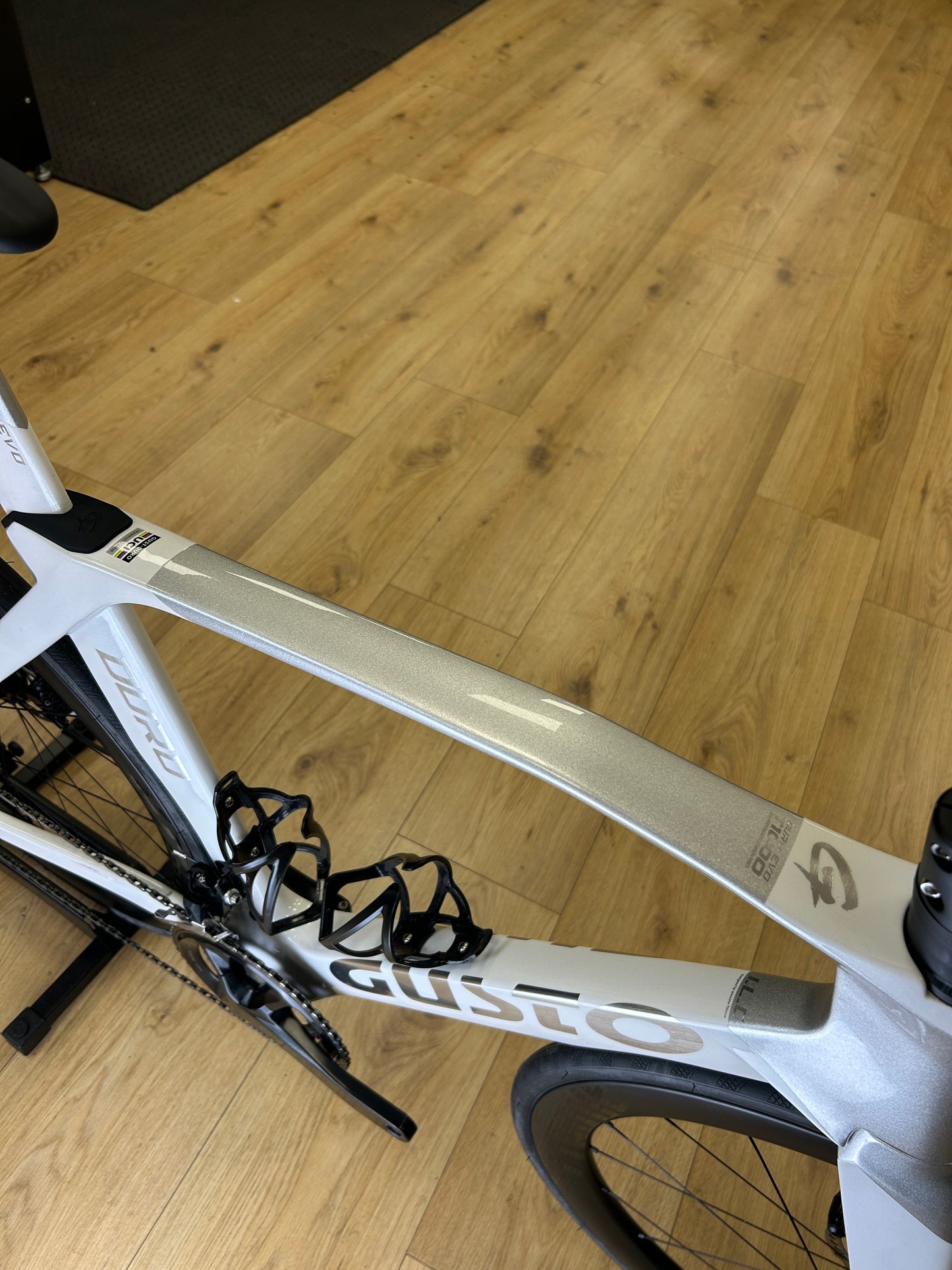 500km Gusto Duro EVO Racefiets