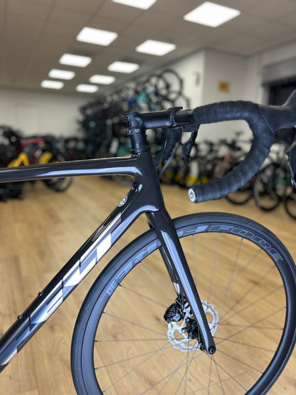 0km Showroom Model Felt FR Advanced Di2 Carbon Road Bike