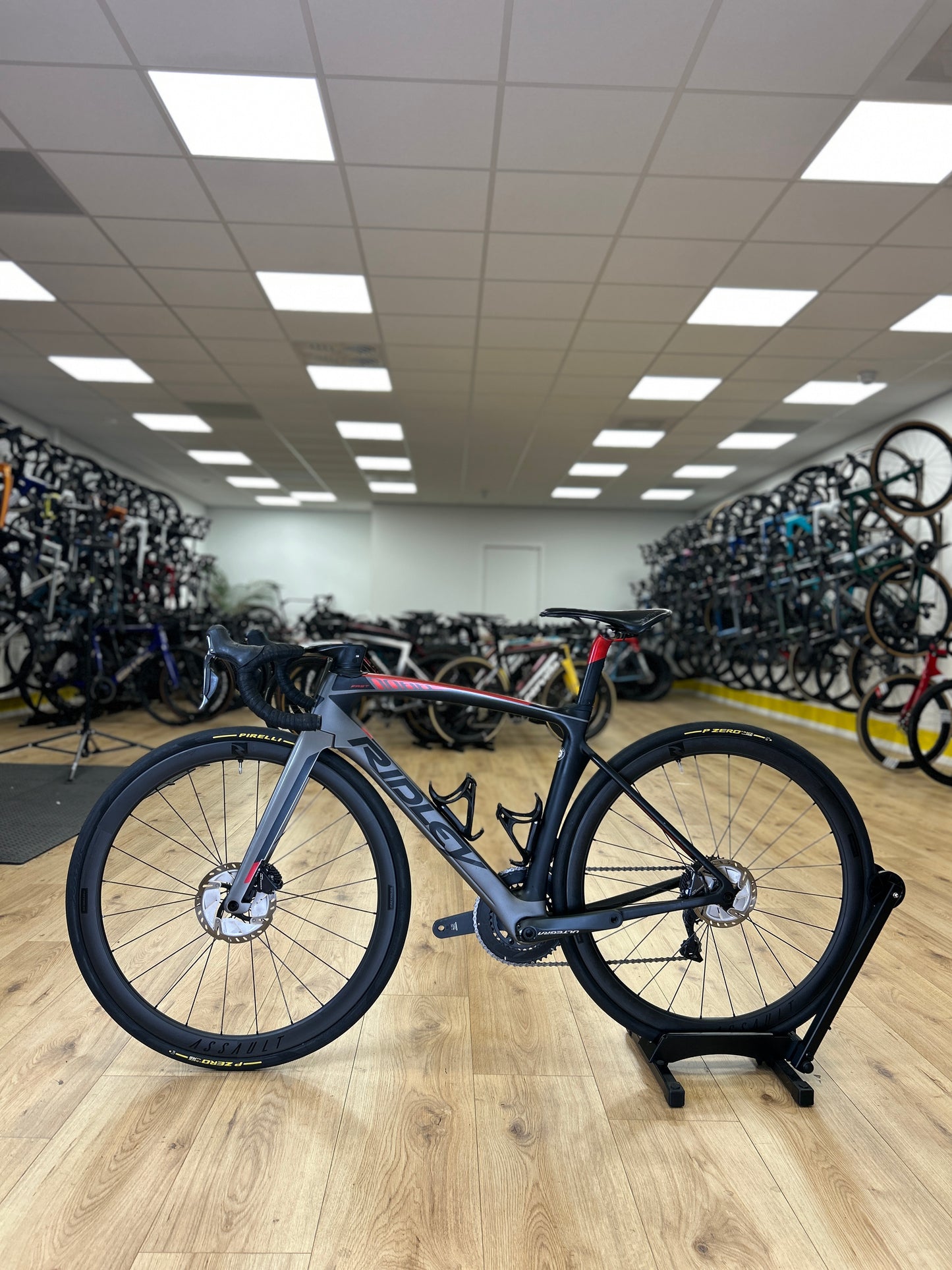 Ridley Noah Fast Disc Di2 Carbon Racefiets