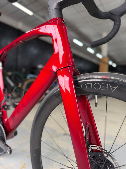 1000km Trek Madone SLR7 eTap Carbon Racefiets