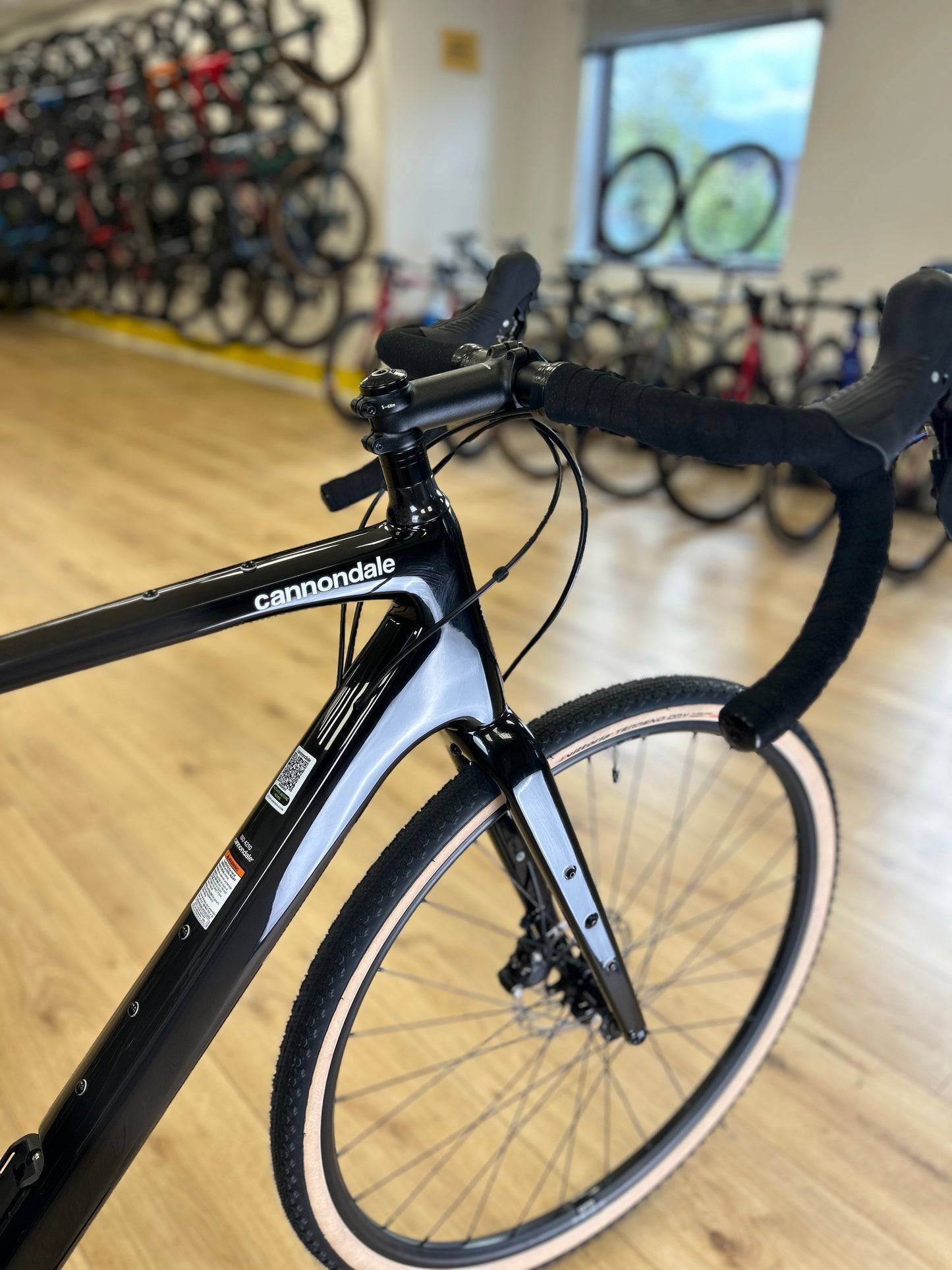 SHOWROOM MODEL Cannondale Topstone 3 Gravel Fiets