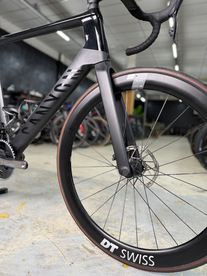 Canyon Aeroad CF SLX AXS Carbon Racefiets