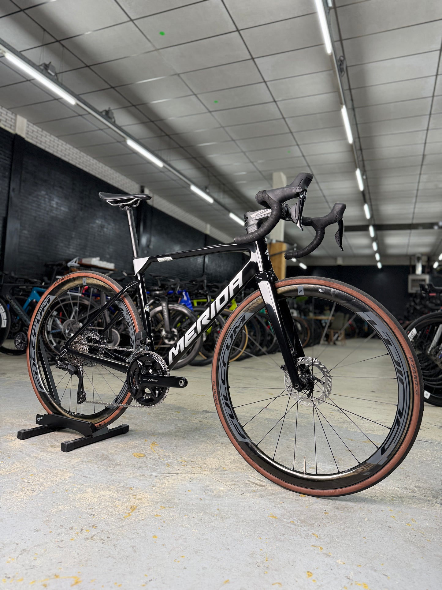 Merida Scultura 6000 Di2 Carbon Road Bike