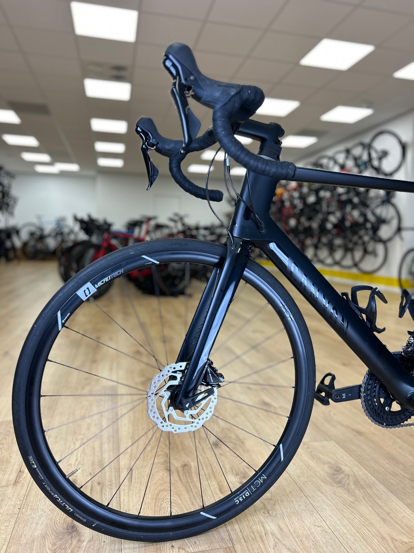 Canyon Aeroad Carbon Disc Racefiets