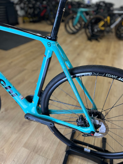 Bianchi Infinito CV Di2 Carbon Racefiets