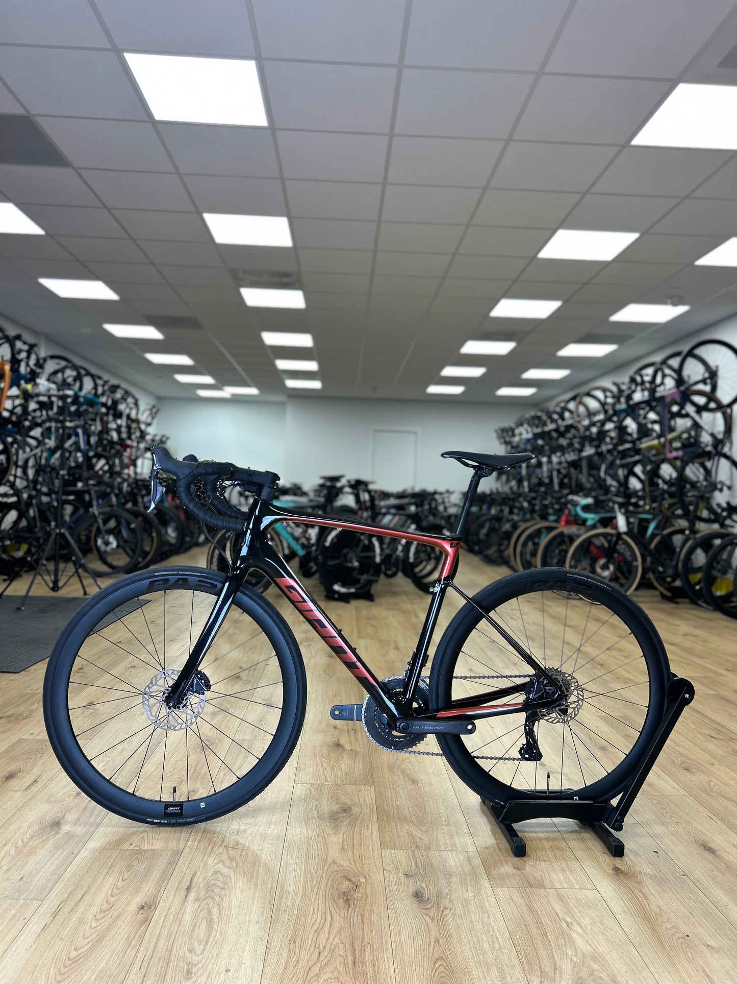 Giant Defy Advanced 1 Di2 Carbon Racefiets