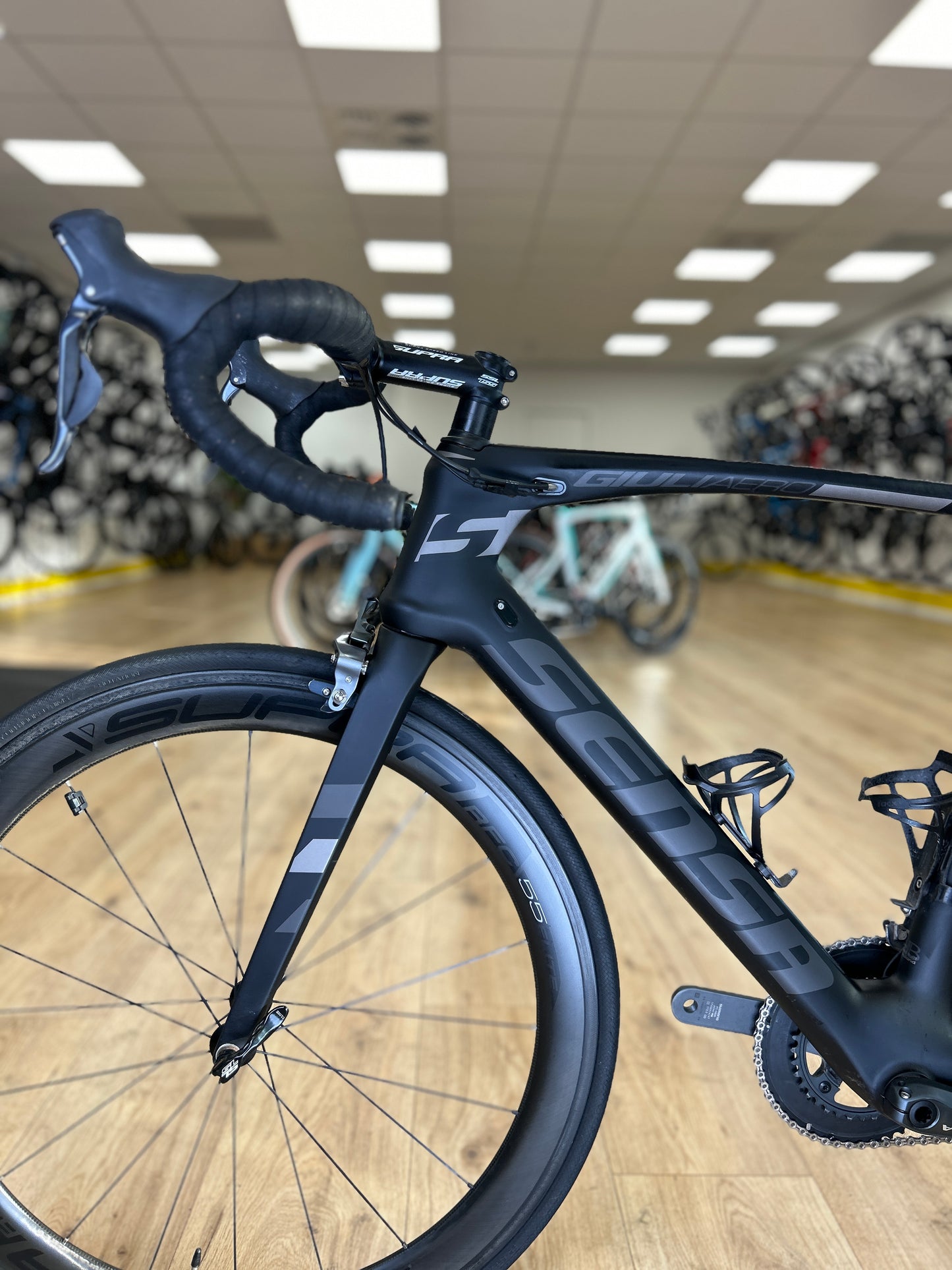 Sensa Giulia Aero Di2 Carbon Racefiets