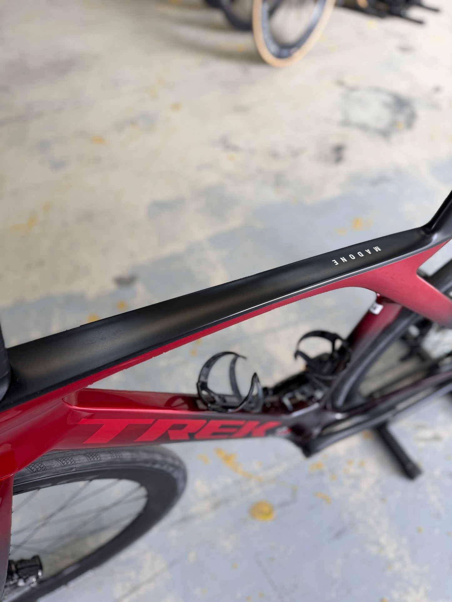 Trek Madone SLR7 Di2 Carbon Road Bike