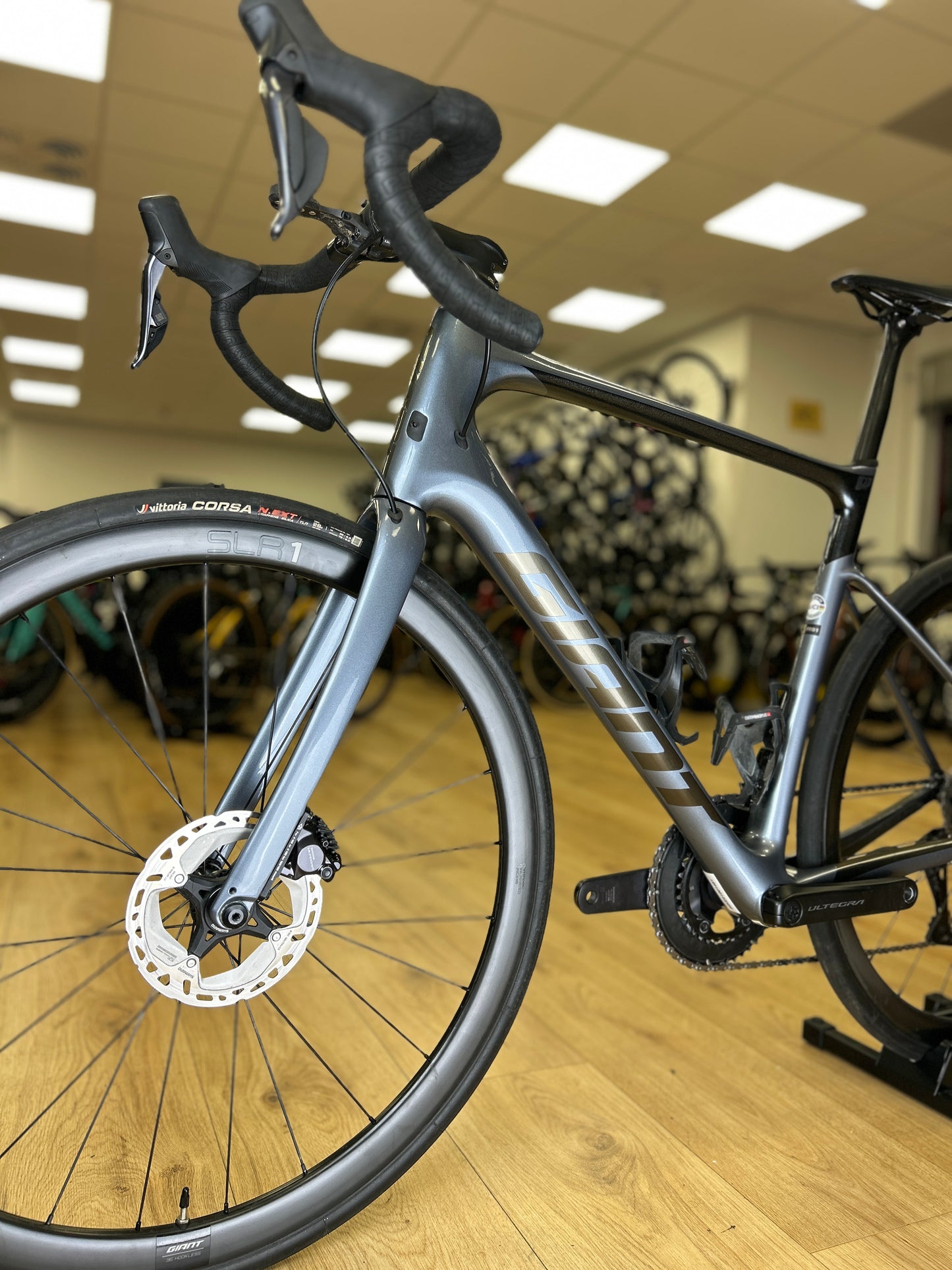 Giant Defy Advanced Pro 1 Di2 Carbon Racefiets