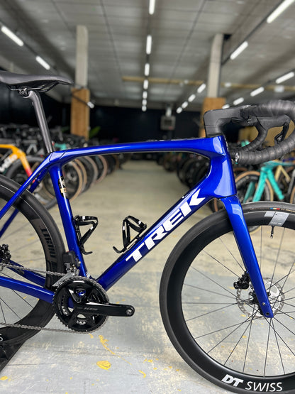 Trek Domane SL6 Di2 Carbon Road Bike