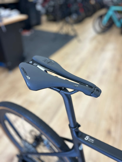 0km Showroom Model Cervelo Aspero 5 Red XPLR AXS Gravel Fiets