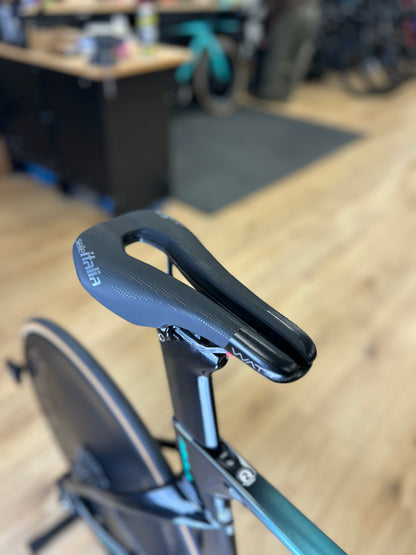 Bianchi Aquila RC Disc Di2 Carbon TT