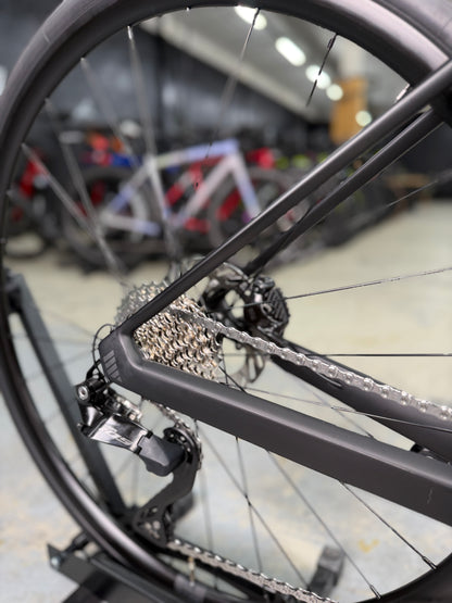 NIEUW BMC Roadmachine TWO Di2 Carbon Racefiets