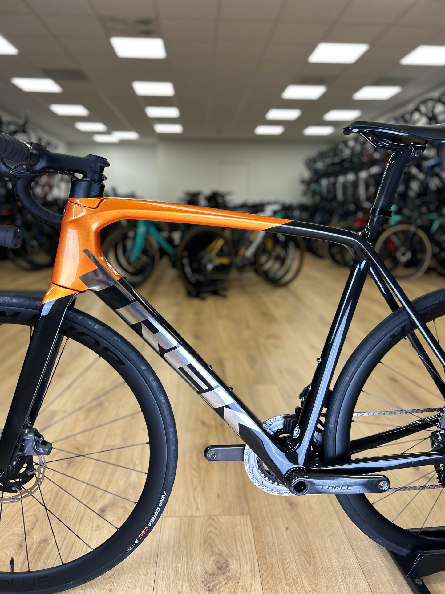 Trek Emonda SL7 AXS Carbon Road Bike