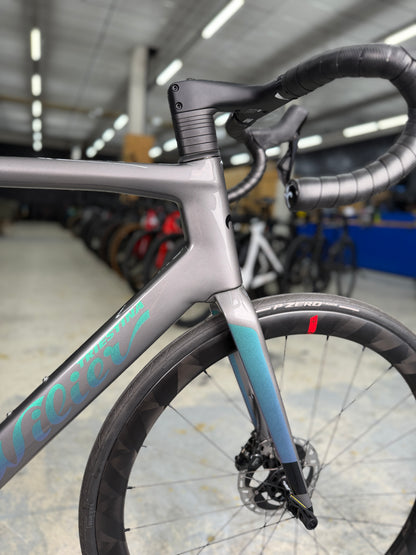 1000km Wilier Filante SLR Dura Ace Di2 Carbon Racefiets