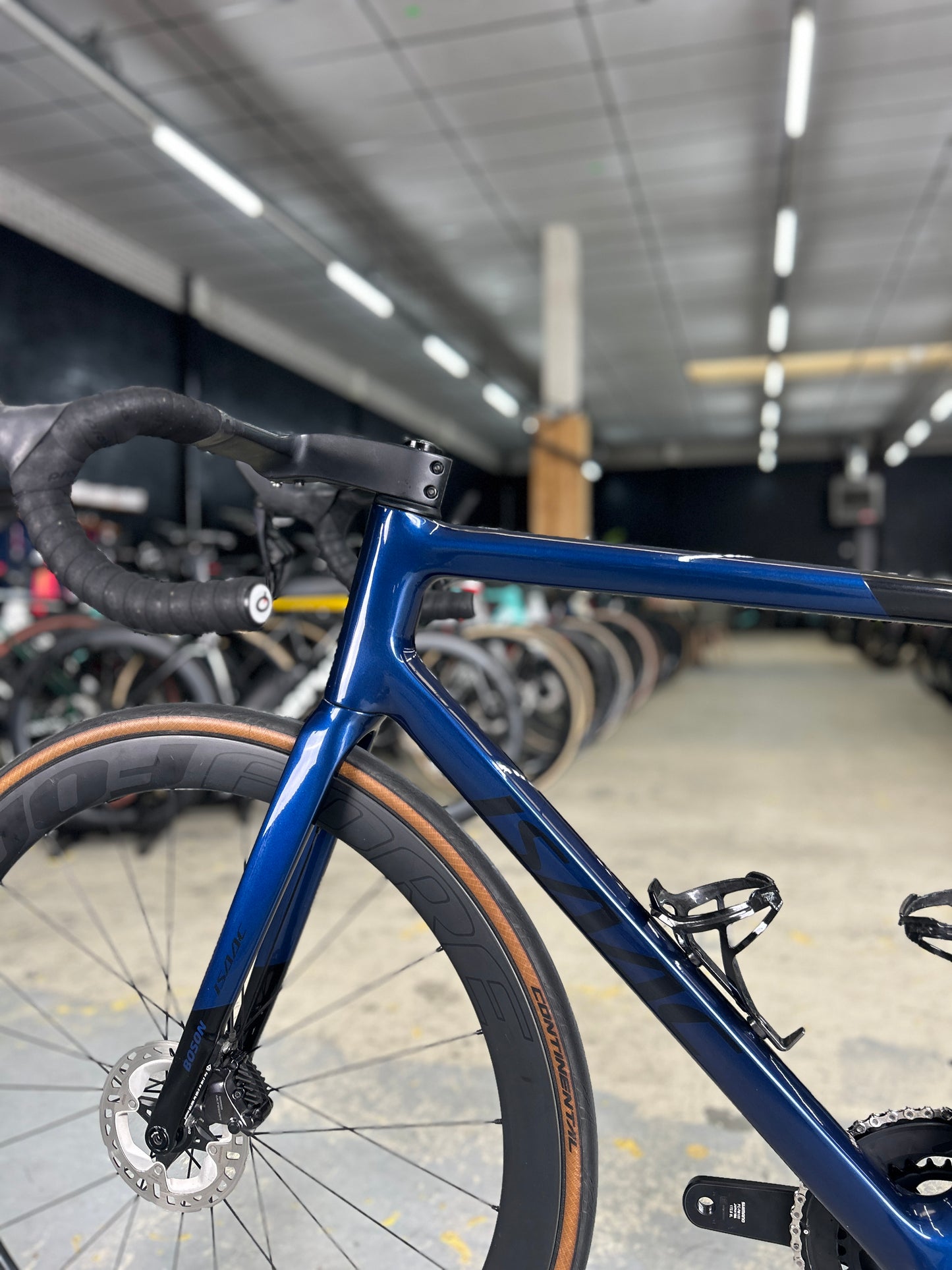 Isaac Boson Di2 Carbon Road Bike