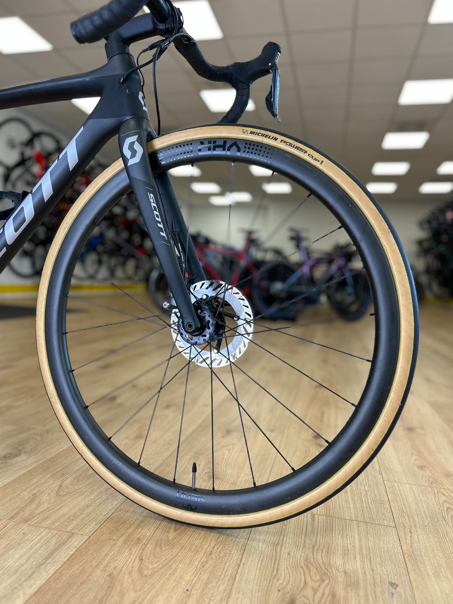 Scott Addcit 15 RC Di2 Disc Carbon Racefiets