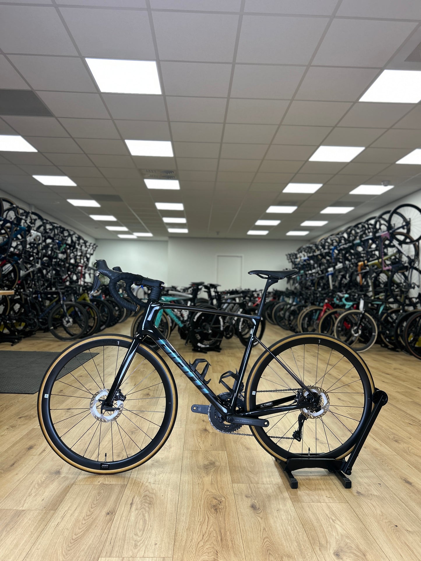 Giant Defy Advanced Pro 0 Di2 Carbon Racefiets