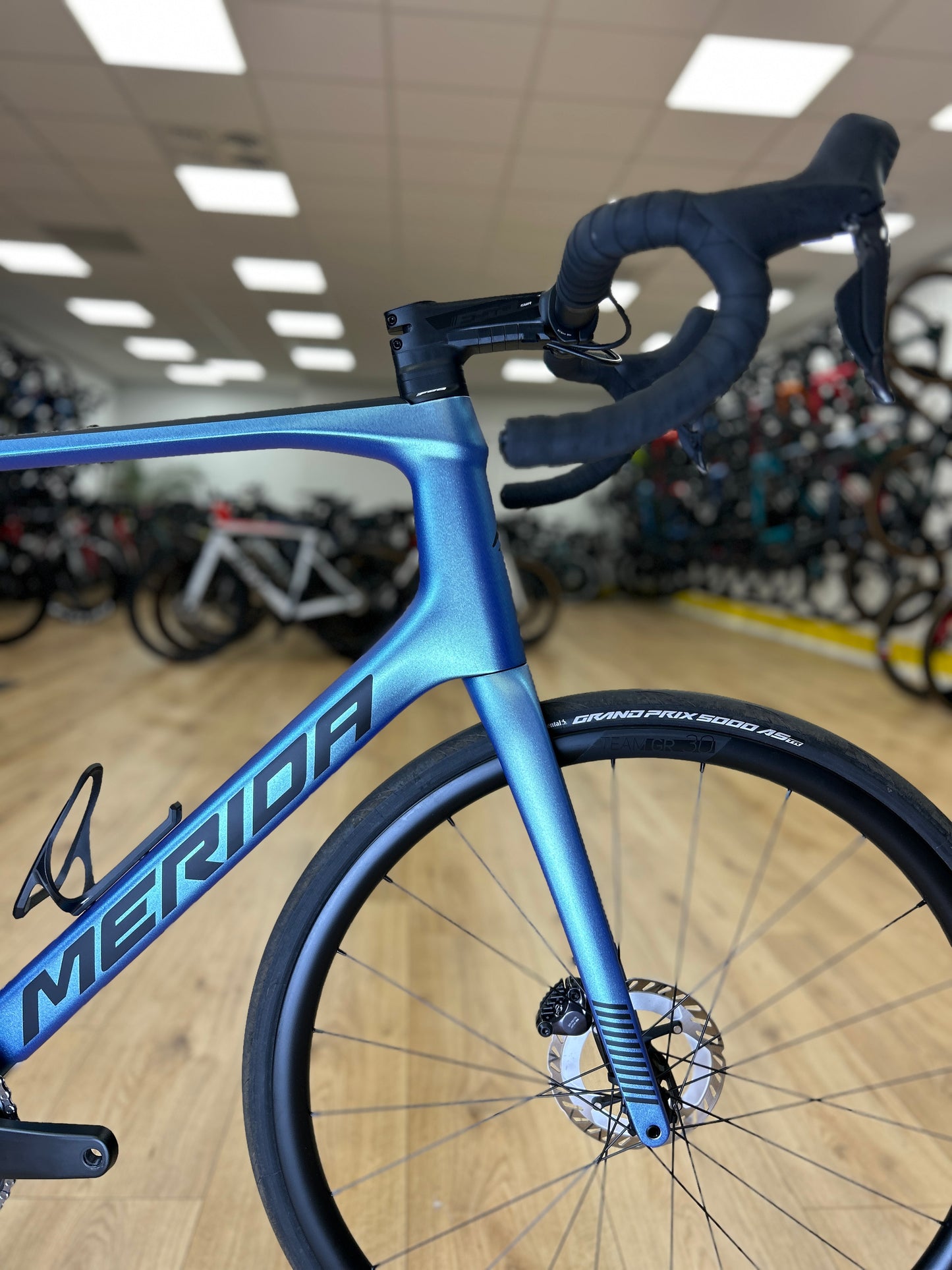 Merida Scultura Endurance 8000 Di2 Carbon Racefiets