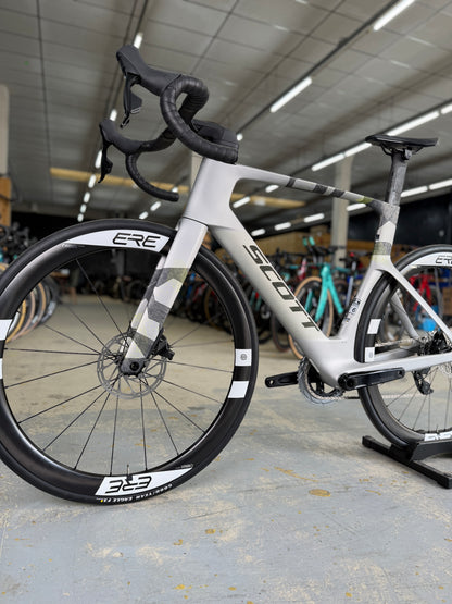 Showroom Model Scott Foil RC30 AXS Carbon Racefiets
