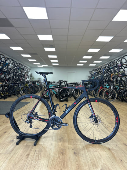 The Rosa Idol Carbon Racing Bike