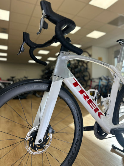 Trek Madone SL7 AXS Carbon Road Bike