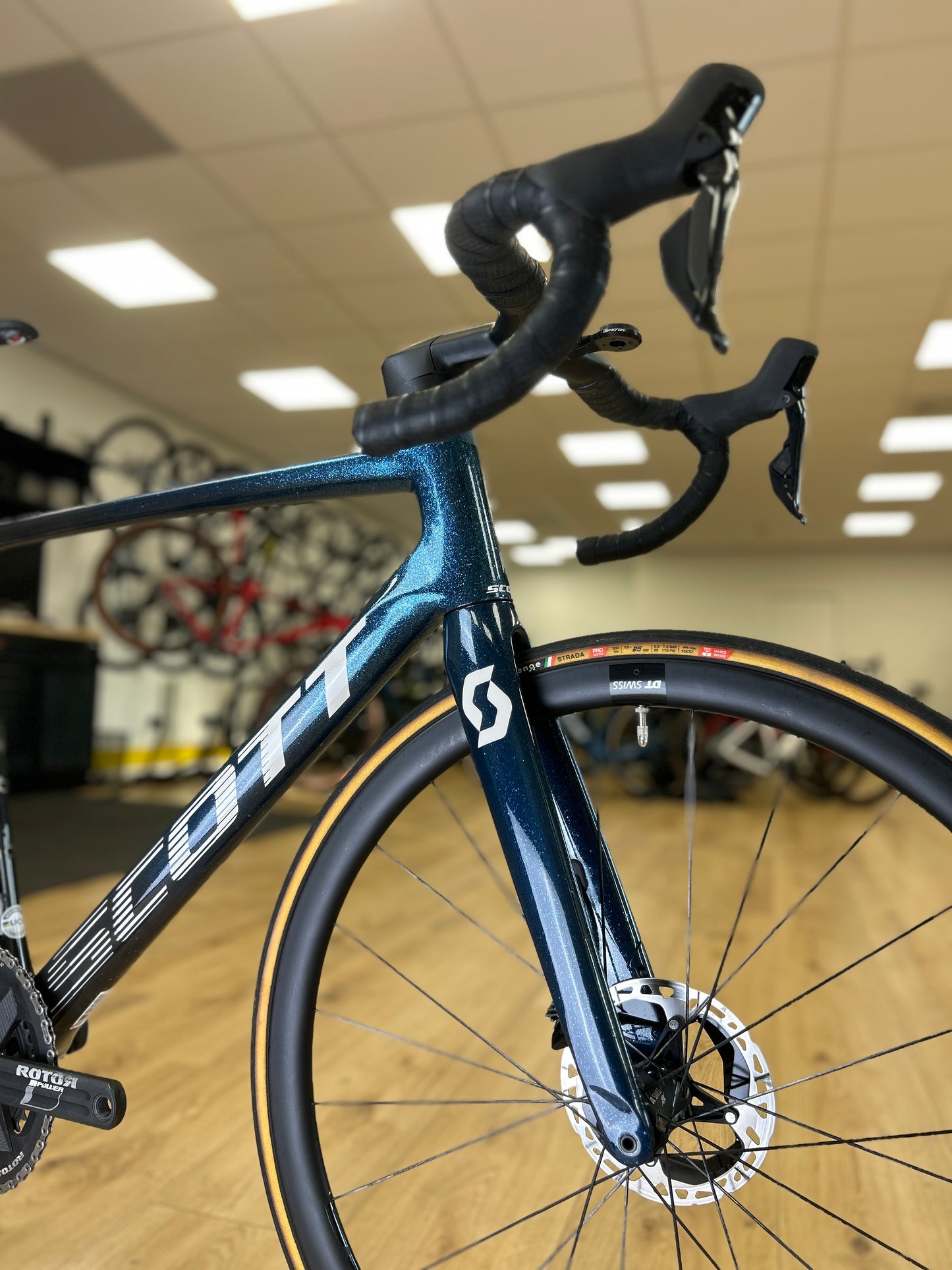 500km Scott Addict RC Pro Di2 Carbon Racefiets