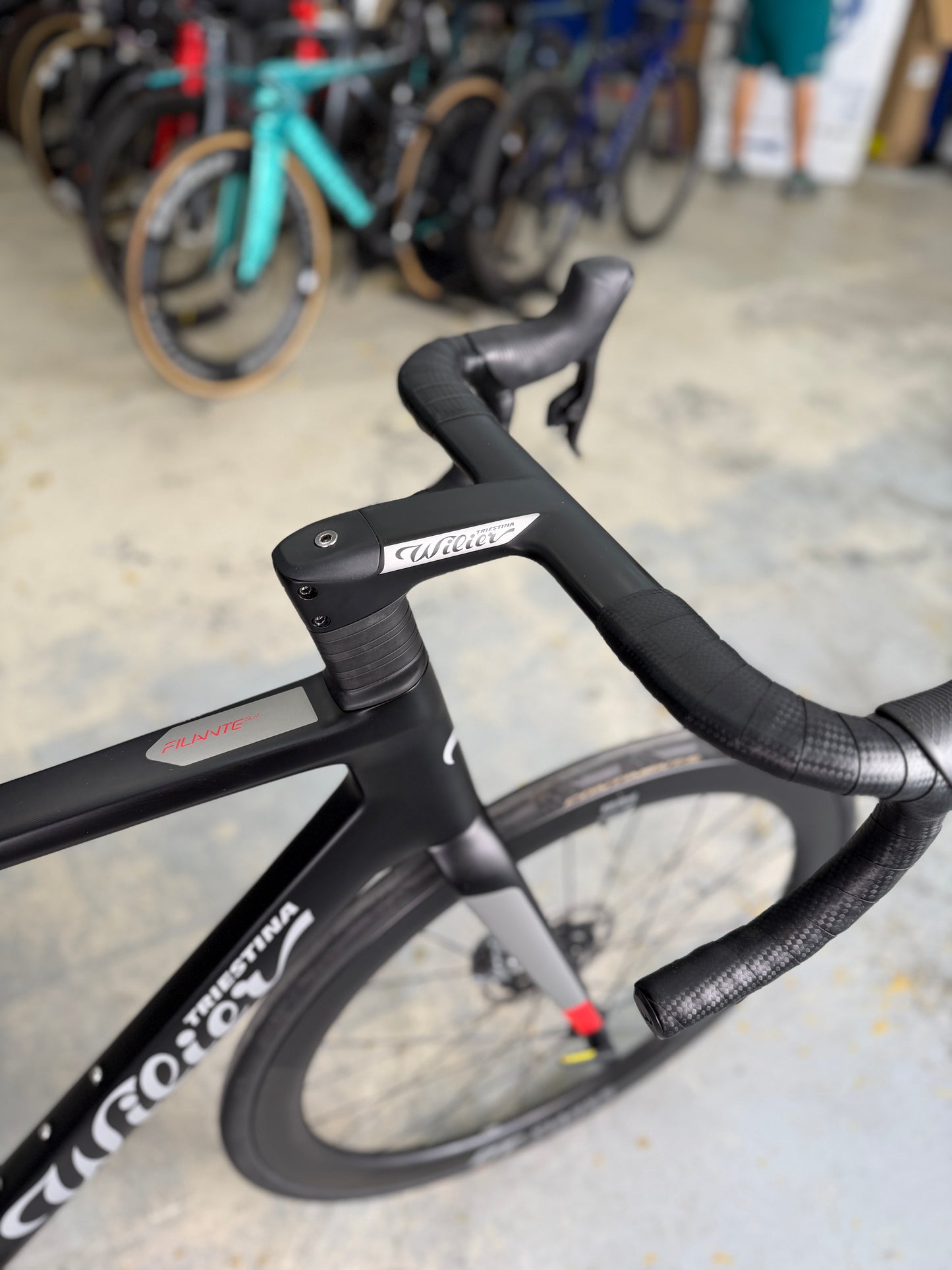 Wilier Filante SLR eTap Carbon Racefiets