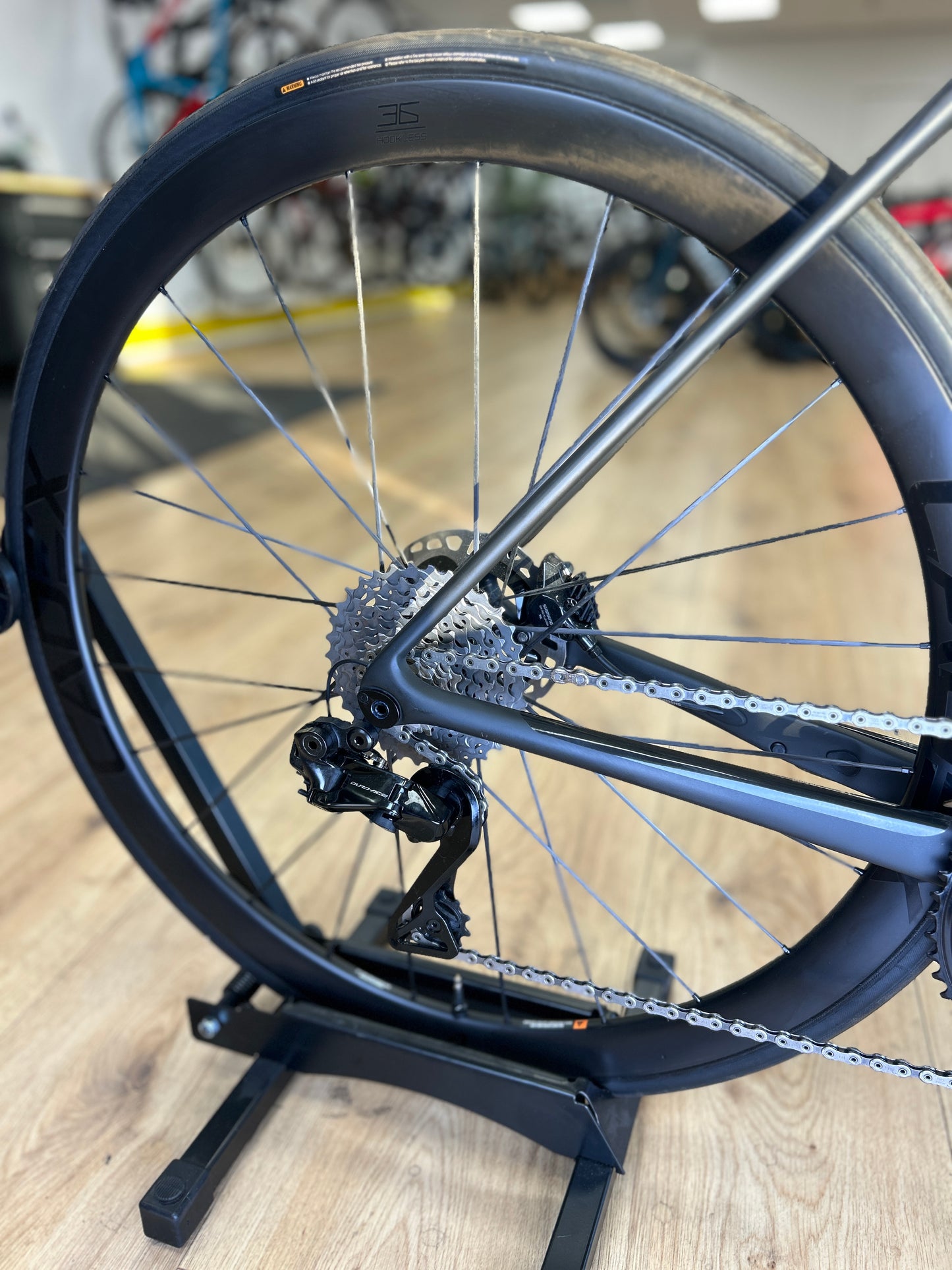SHOWROOM MODEL Giant TCR Advanced SL Disc 0 Di2 Carbon Racefiets