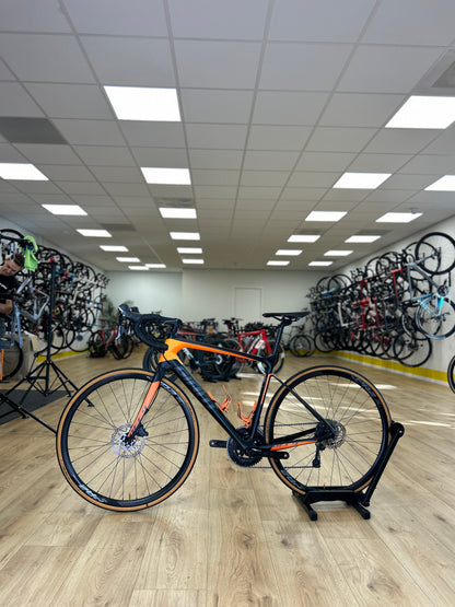 Giant Defy Carbon Racefiets